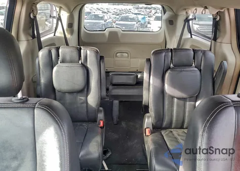 2013 Chrysler Town & Country Touring from USA, damaged, VIN 2C4RC1BG5DR732134